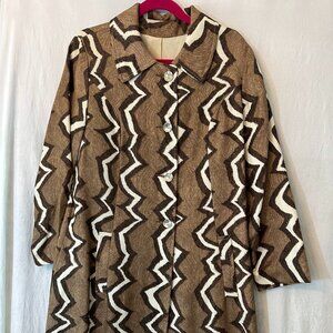 Vintage Brown, Tan & White Zig Zag Patterned Coat